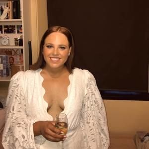 Meet your Posher, Charlotte